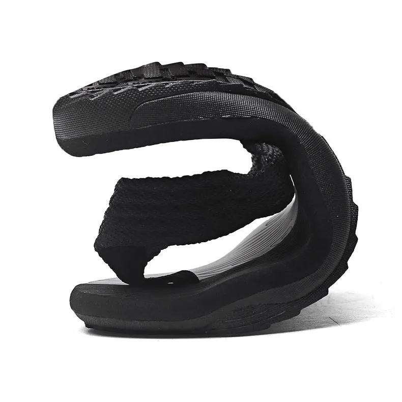(1 pair) Size 45 Water repellent beach toe separator rubber bath sandals - Black