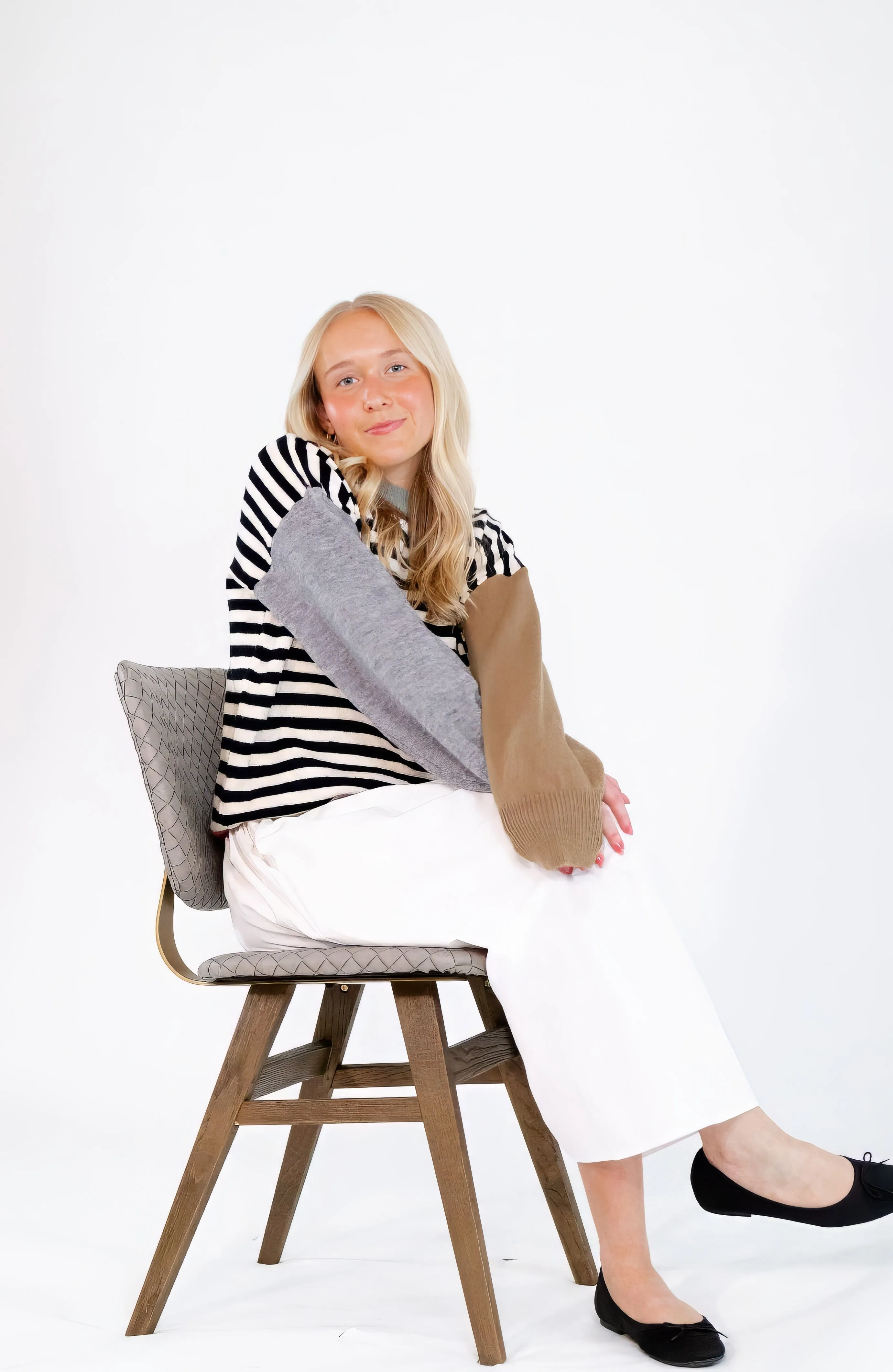 Aria Color Blocked Knit Sweater