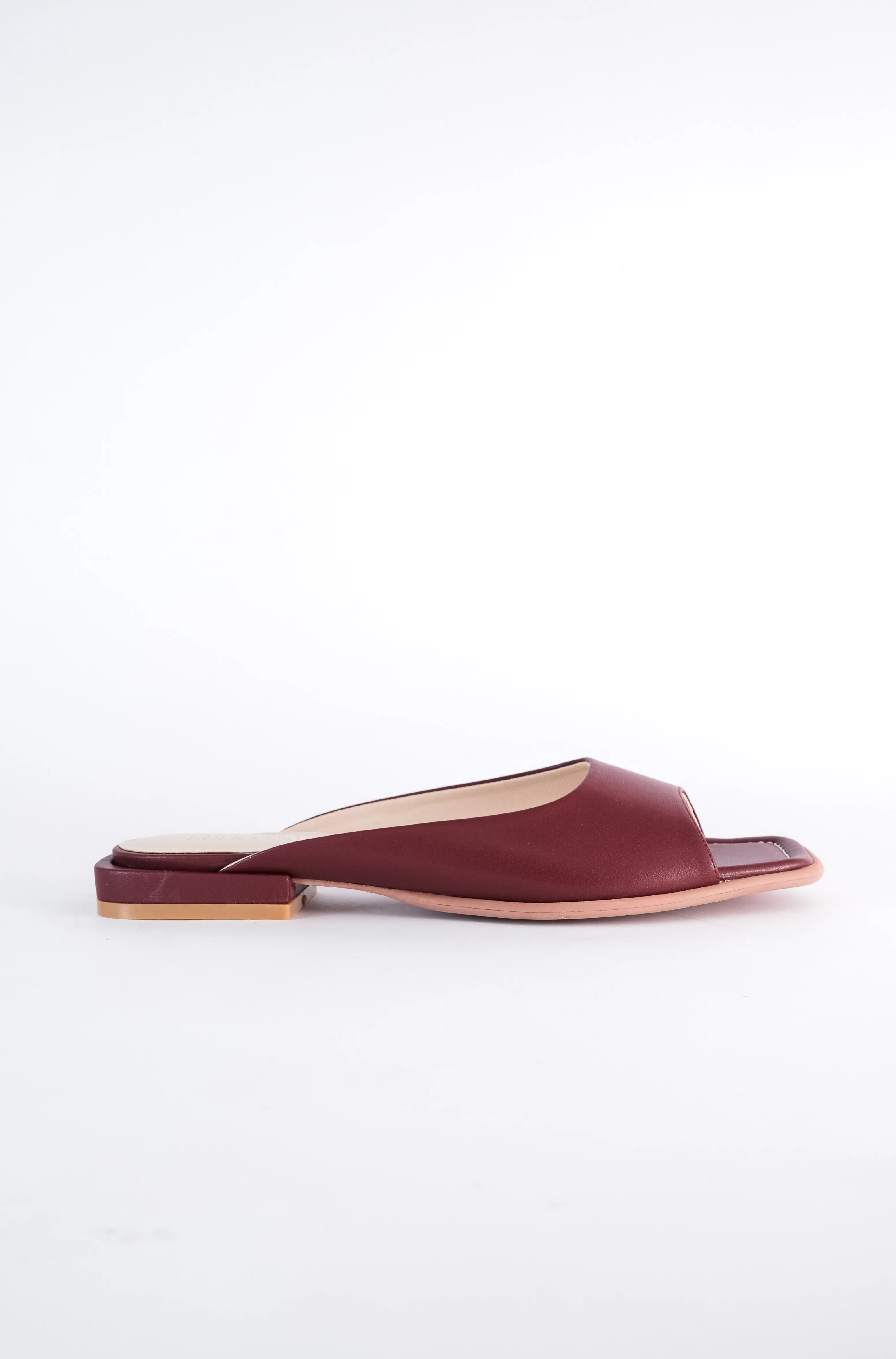 Aurora Square Toe Flat Sandals (Maroon)
