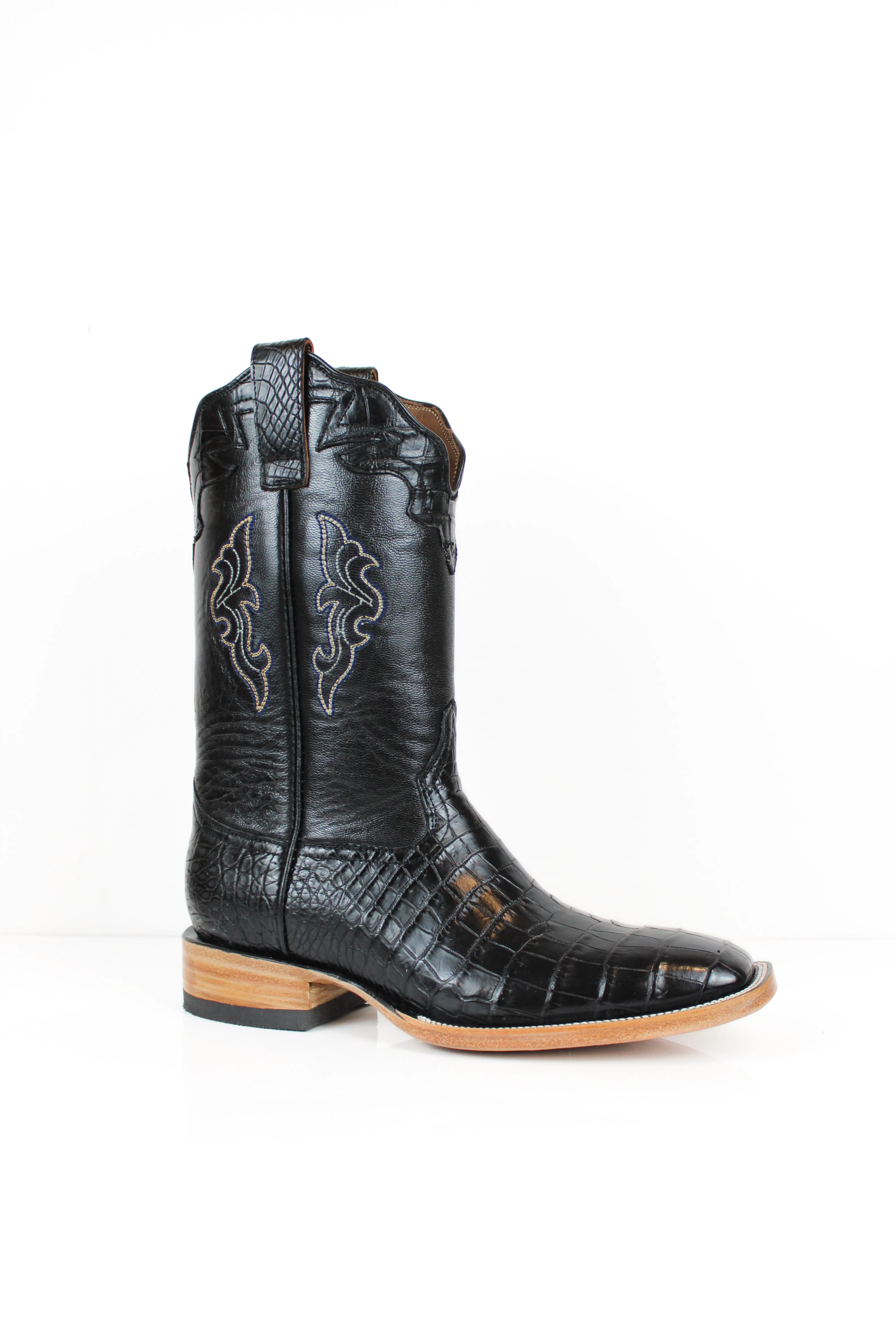 Caiman- Black Gold
