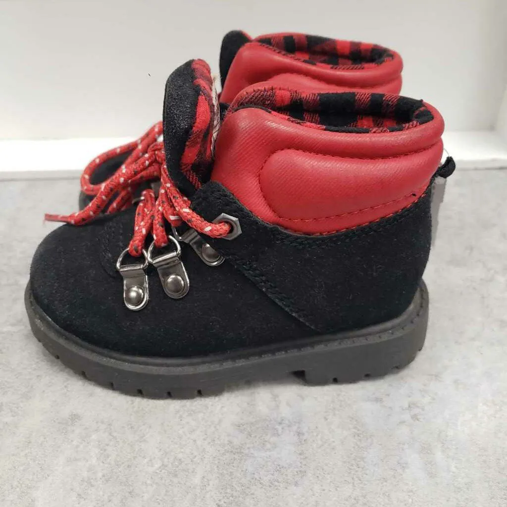 CARTERS - BOOTS