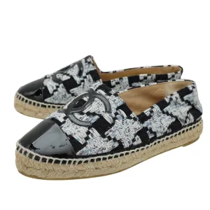Chanel Bicolor CC Cap Toe Tweed Espadrille 37