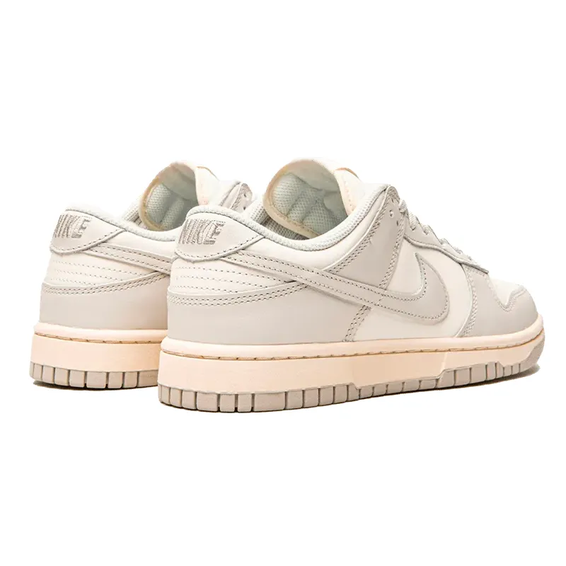 Dunk Low Light Bone