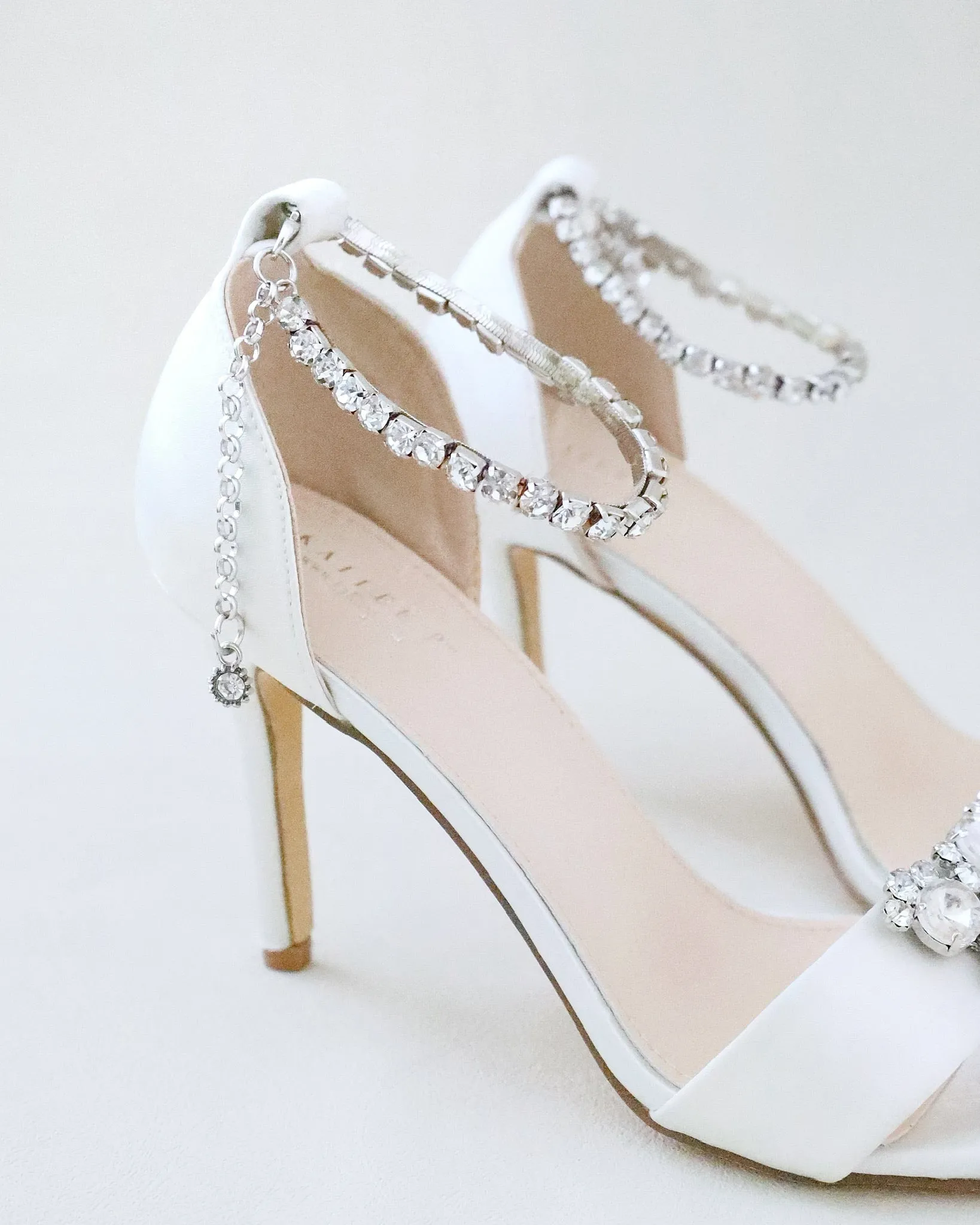 JOSKAA 2024 New Fashion High Heel Satin High Heel Wedding Sandals with Dewdrop Brooch
