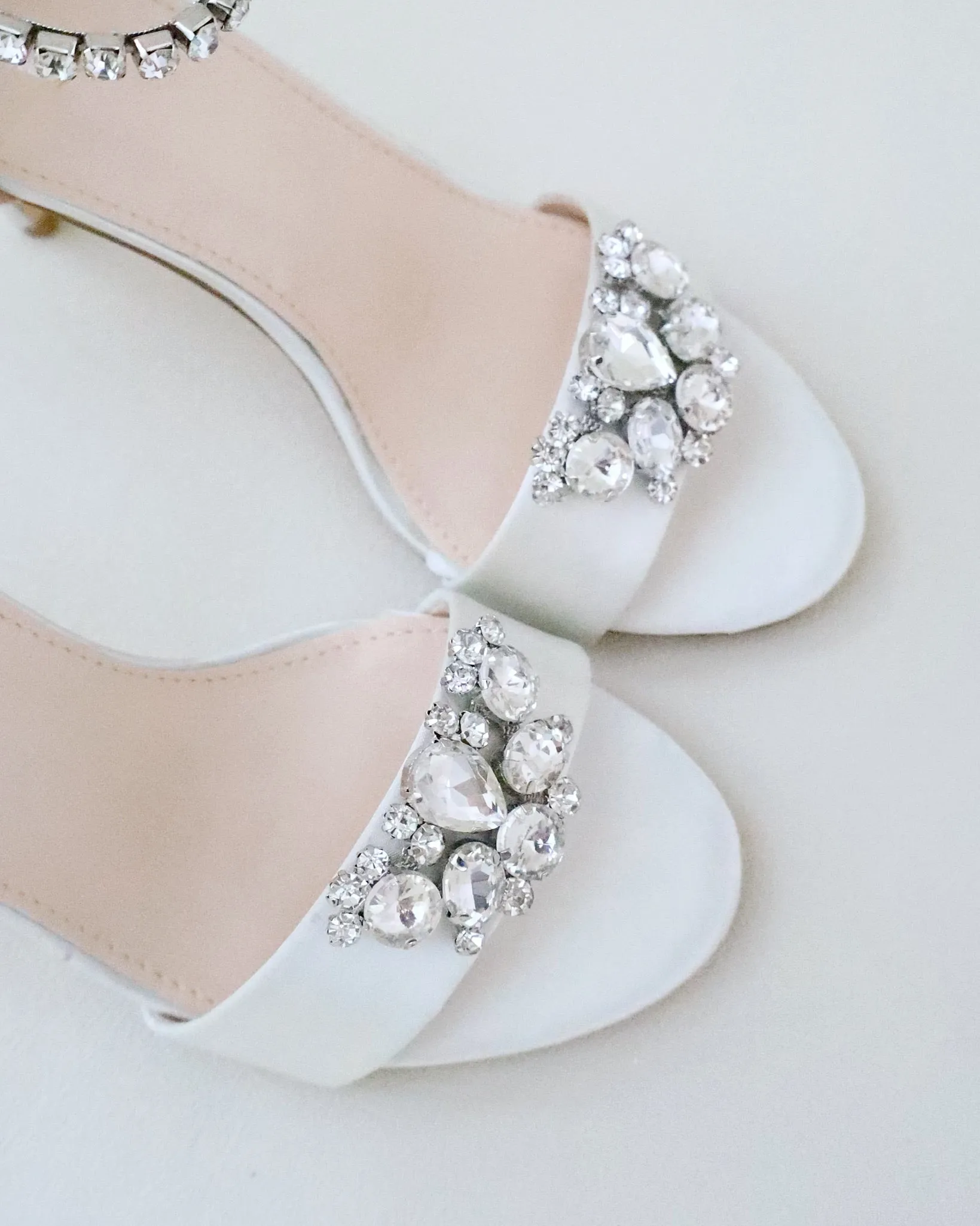 JOSKAA 2024 New Fashion High Heel Satin High Heel Wedding Sandals with Dewdrop Brooch