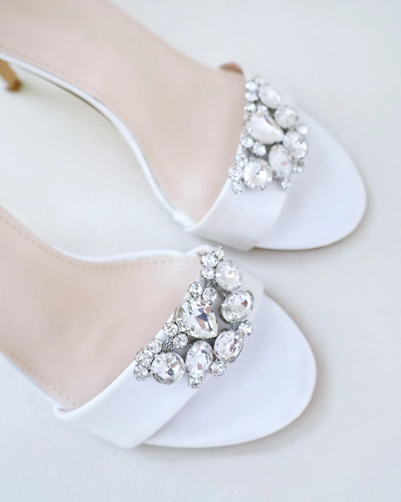 JOSKAA 2024 New Fashion High Heel Satin High Heel Wedding Sandals with Dewdrop Brooch