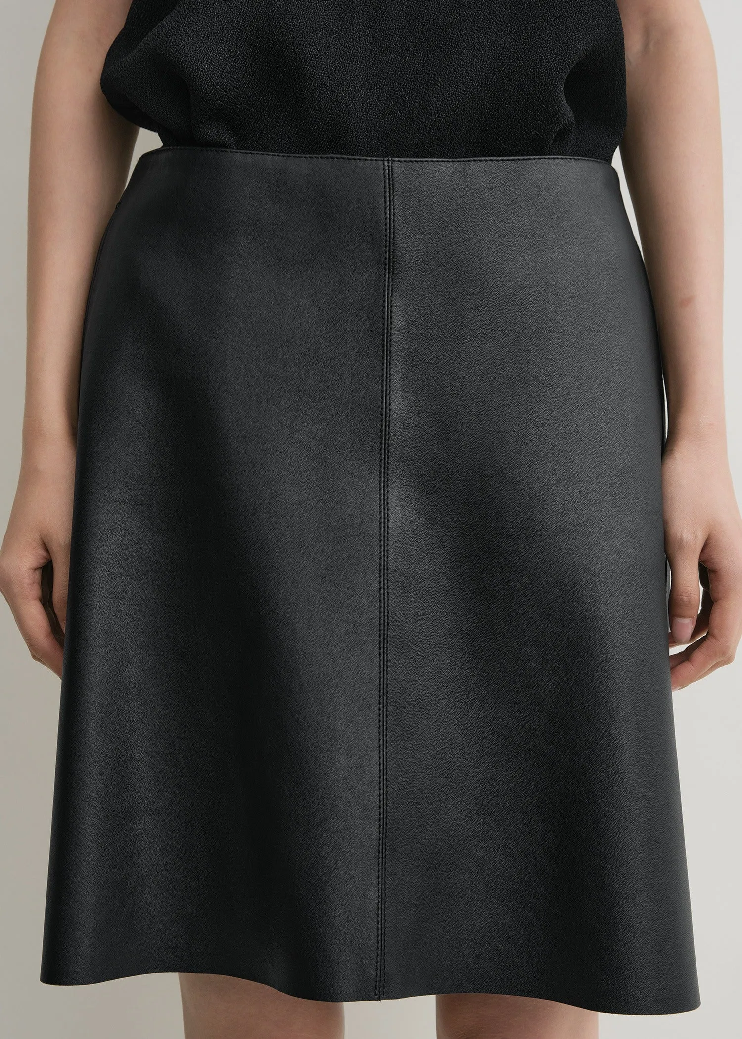Leather skirt black