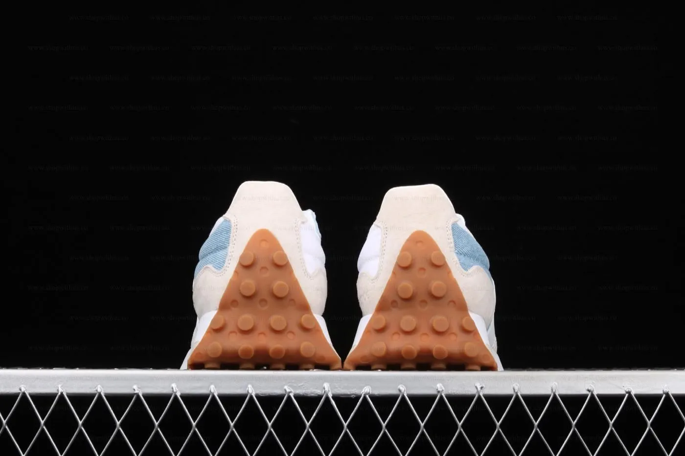 LEVI'S x New Balance - Light Blue