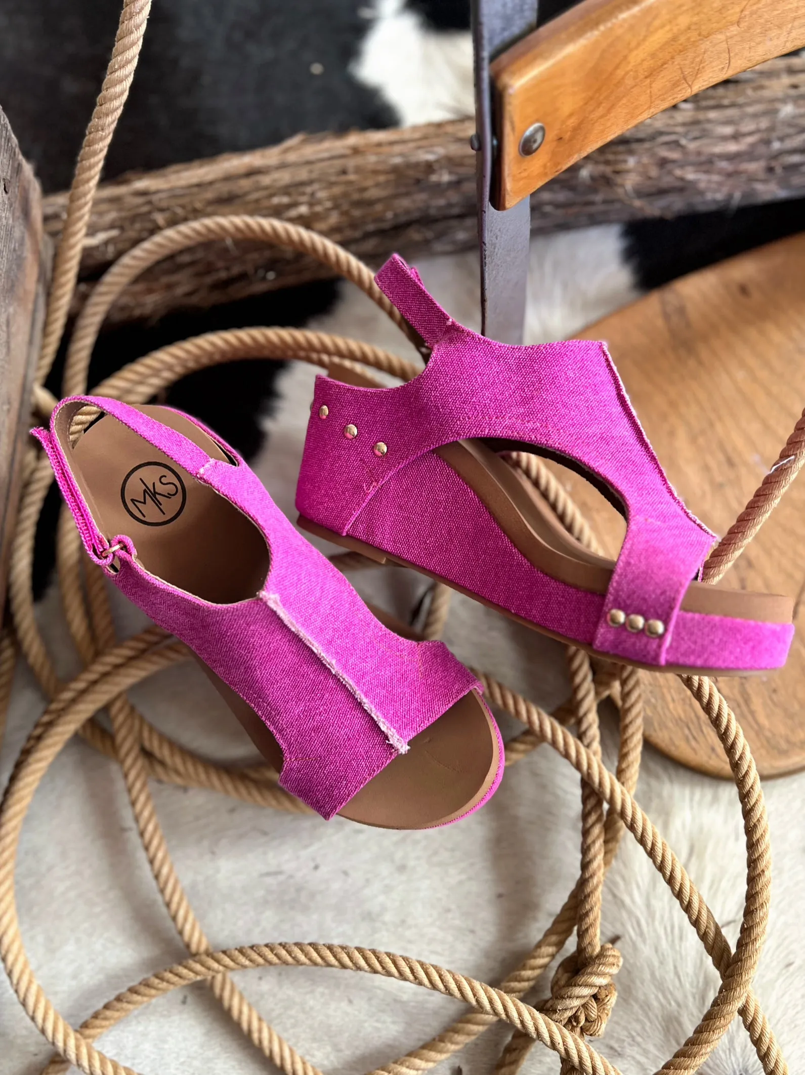 Melissa Fuchsia Wedges*