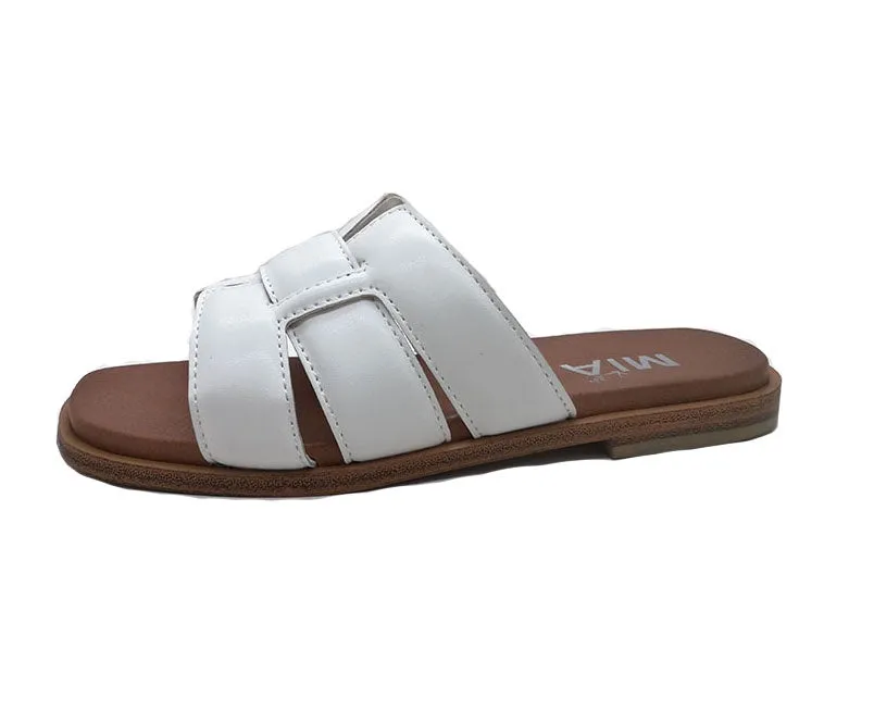 MIA Elayne TGK553