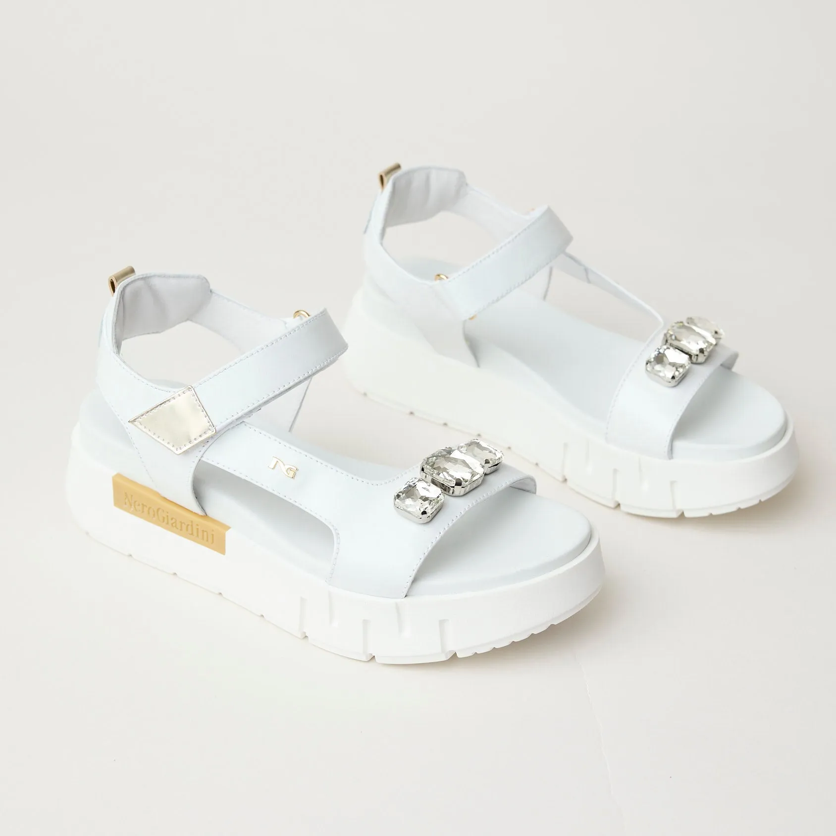 NeroGiardini White Leather Flatform Sandals