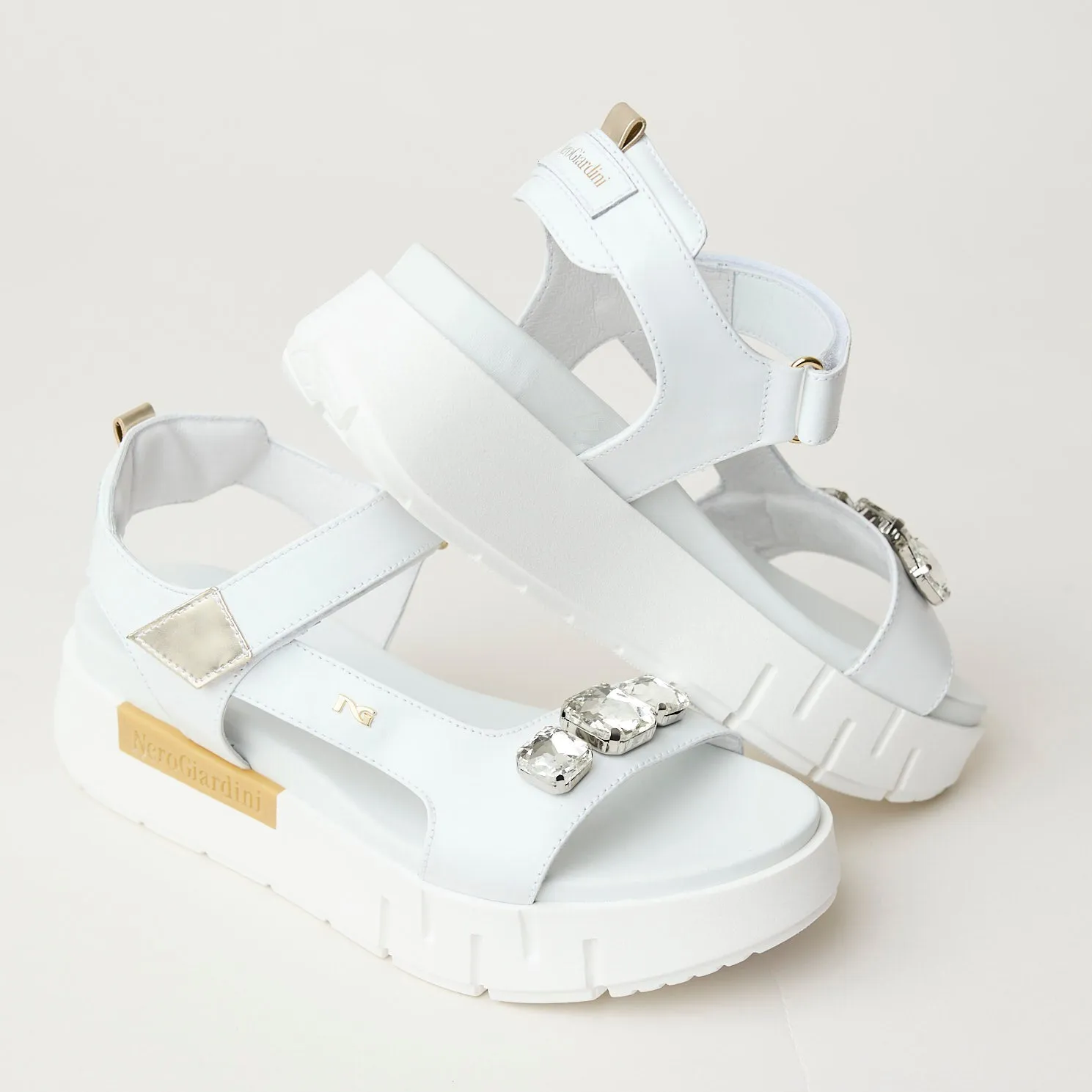 NeroGiardini White Leather Flatform Sandals