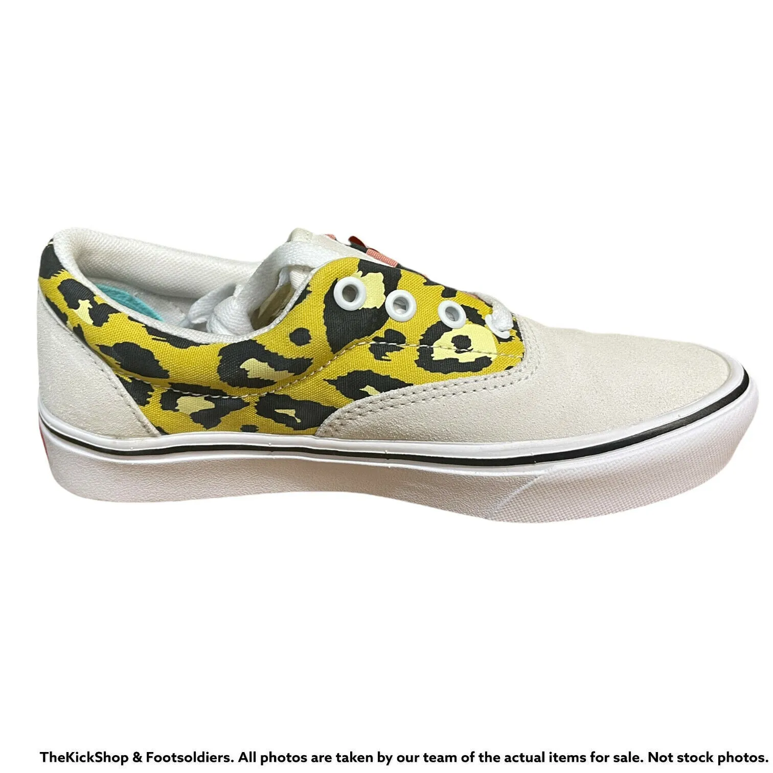 VN0A3WM91PC1 VANS Comfycush Era Mixed Media (White) Men Size 7 | Women Size 8.5