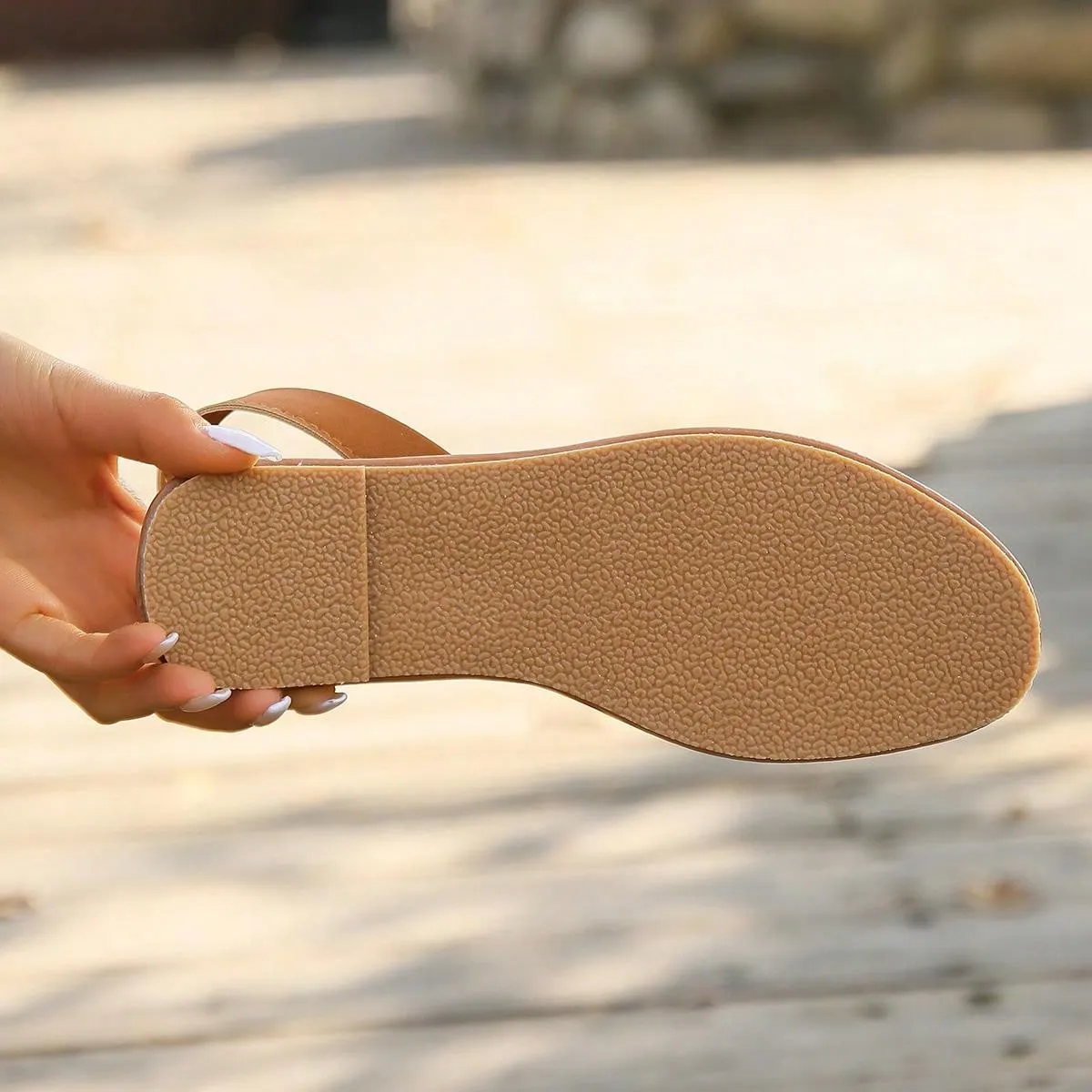 Women's Fishmouth Buckle Decoration Flat Sandals With Rubber Sole, Comfortable Casual Vacation Style, Brown Leather